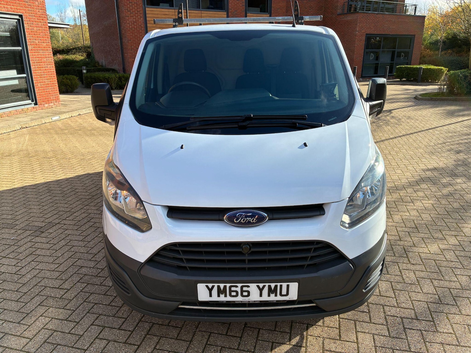 Used Ford Transit Custom 2017 for sale - 76440355: Photo 6