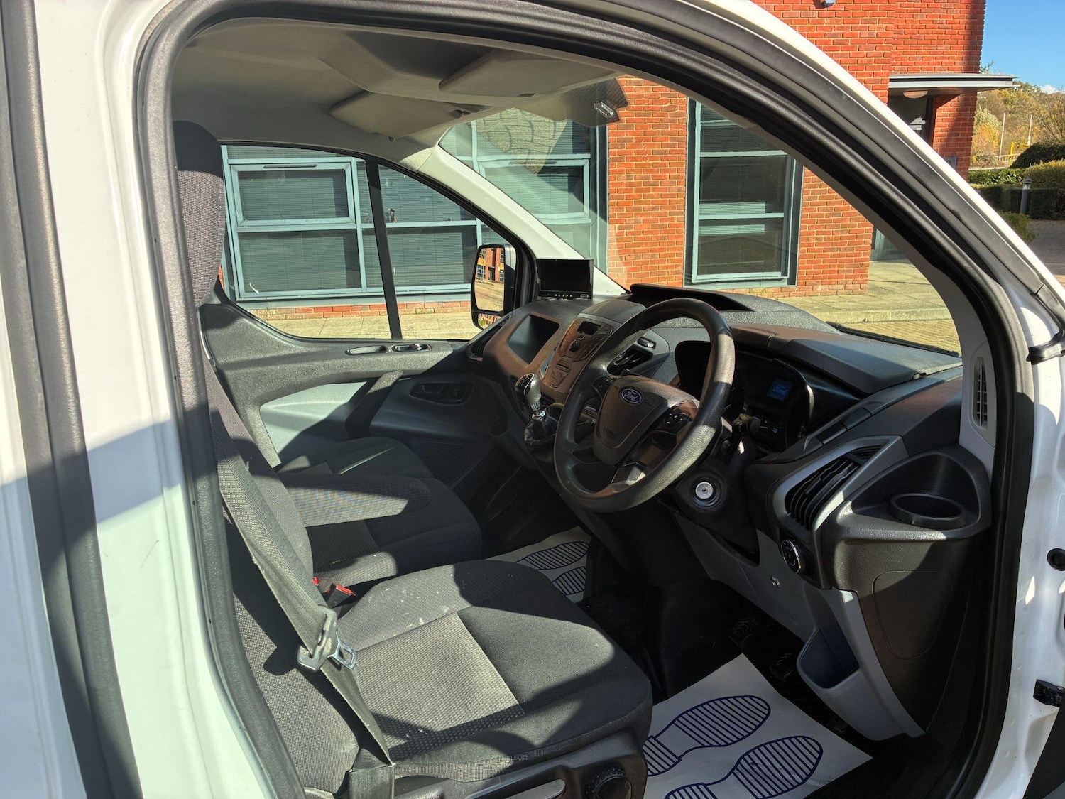 Used Ford Transit Custom 2017 for sale - 76440355: Photo 7