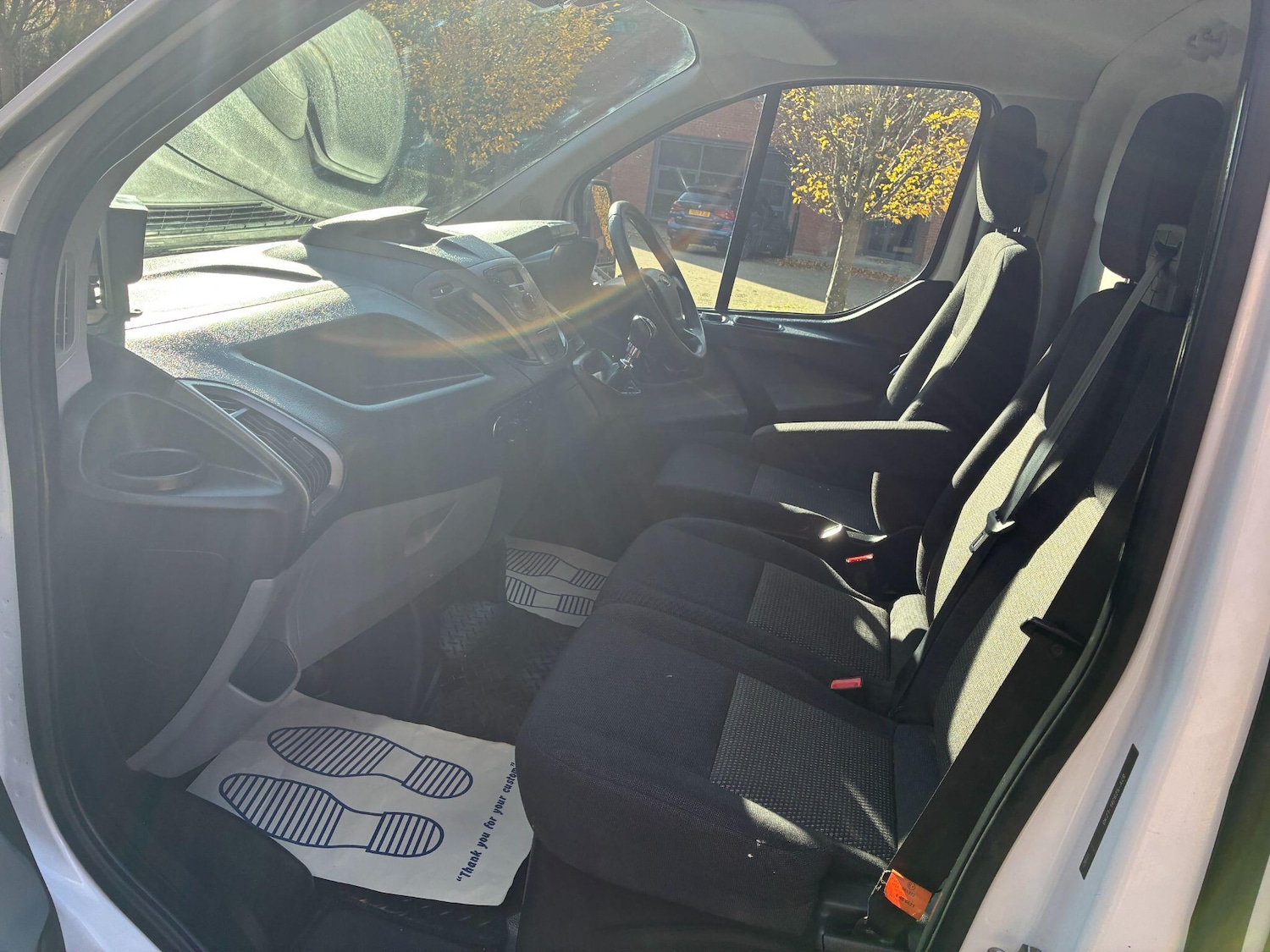 Used Ford Transit Custom 2017 for sale - 76440355: Photo 9