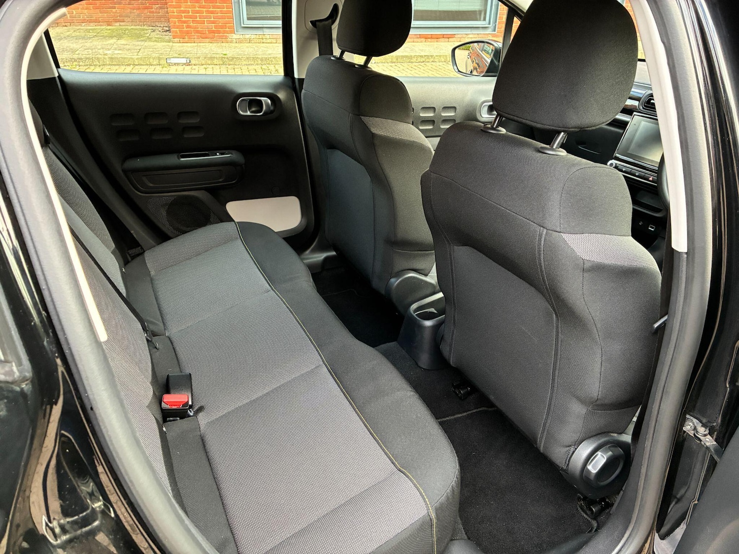 Used Citroen C3 2024 for sale - 76976158: Photo 9