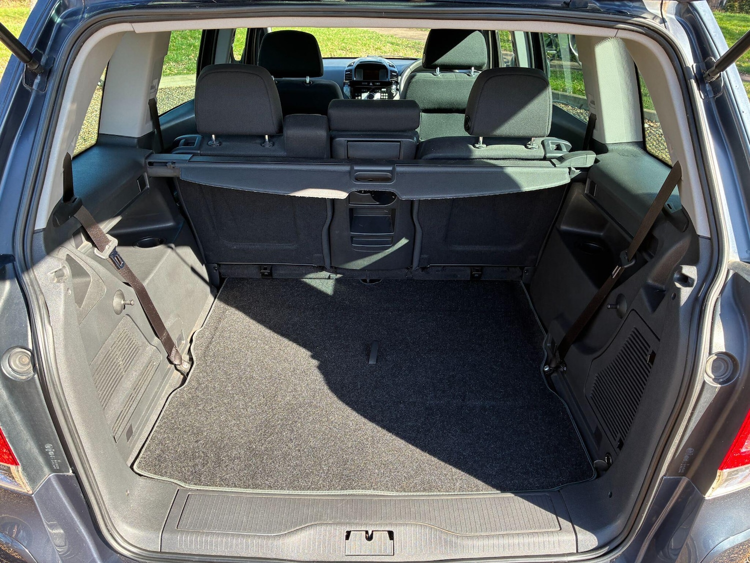 Used Vauxhall Zafira 2011 for sale - 77723741: Photo 12