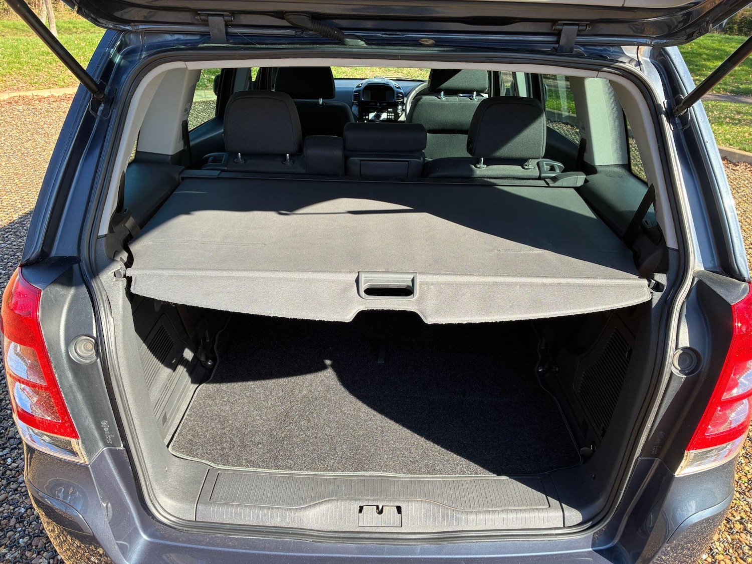 Used Vauxhall Zafira 2011 for sale - 77723741: Photo 20