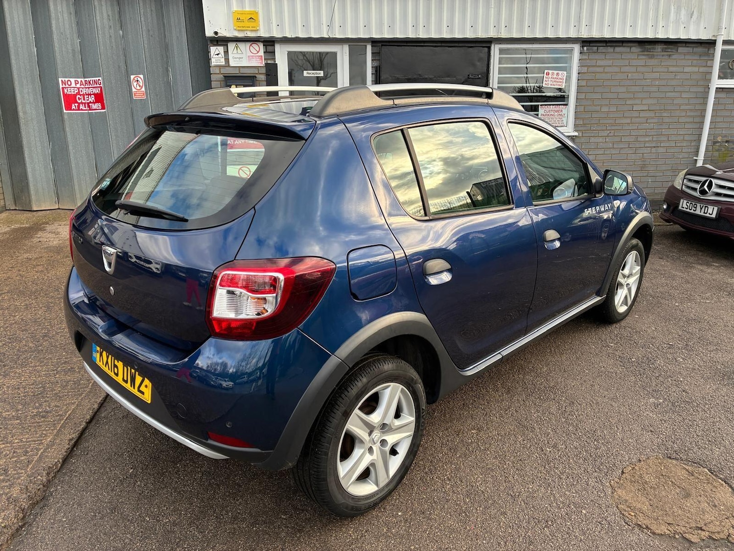 Used Dacia Sandero Stepway 2016 for sale - 77267521: Photo 10