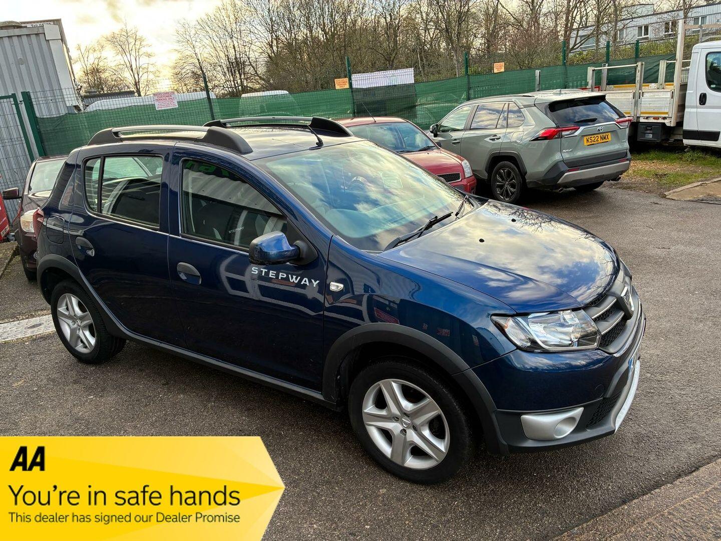 Used Dacia Sandero Stepway 2016 for sale - 77267521: Photo 2