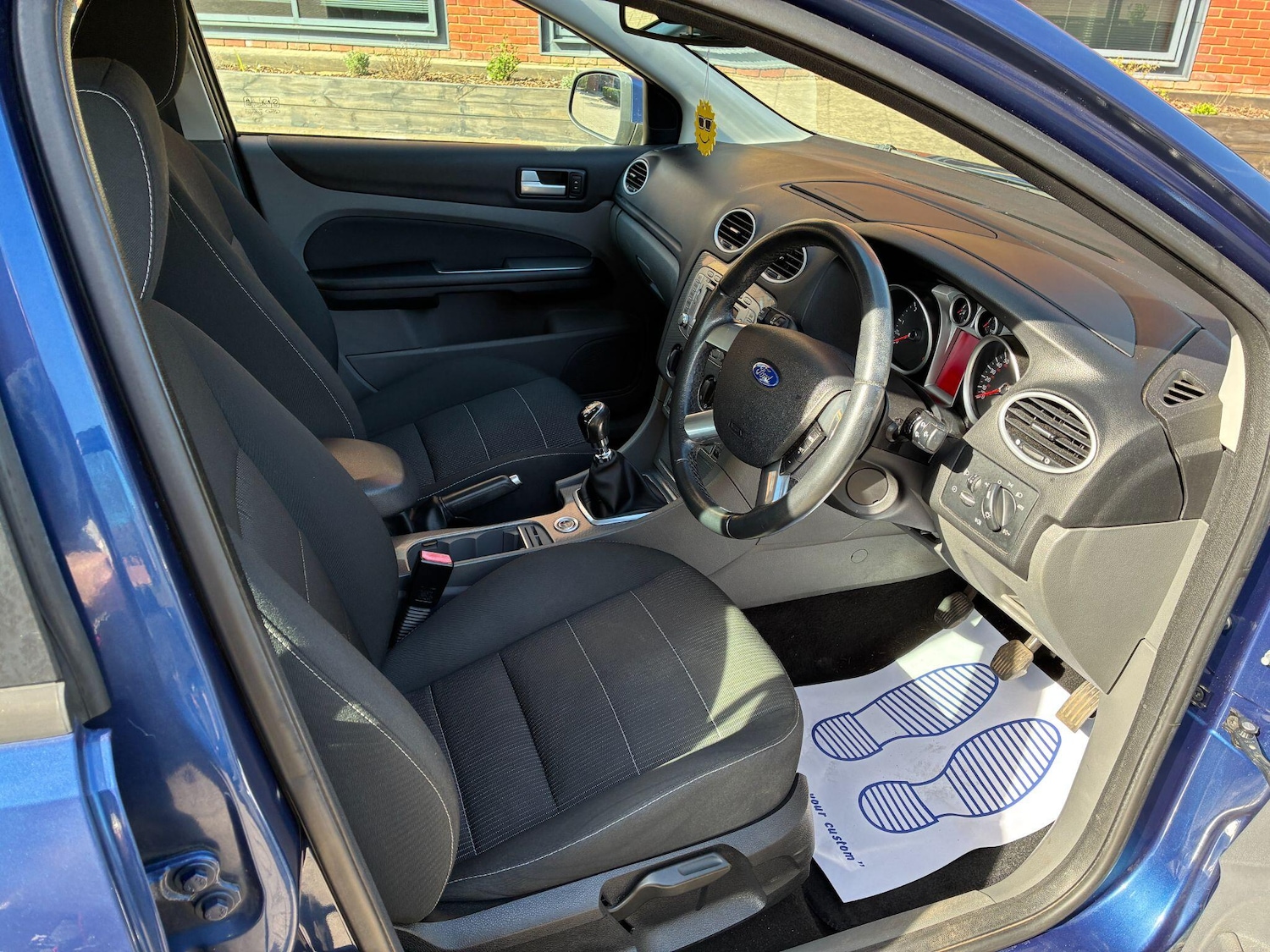 Used Ford Focus 2010 for sale - 77993740: Photo 8