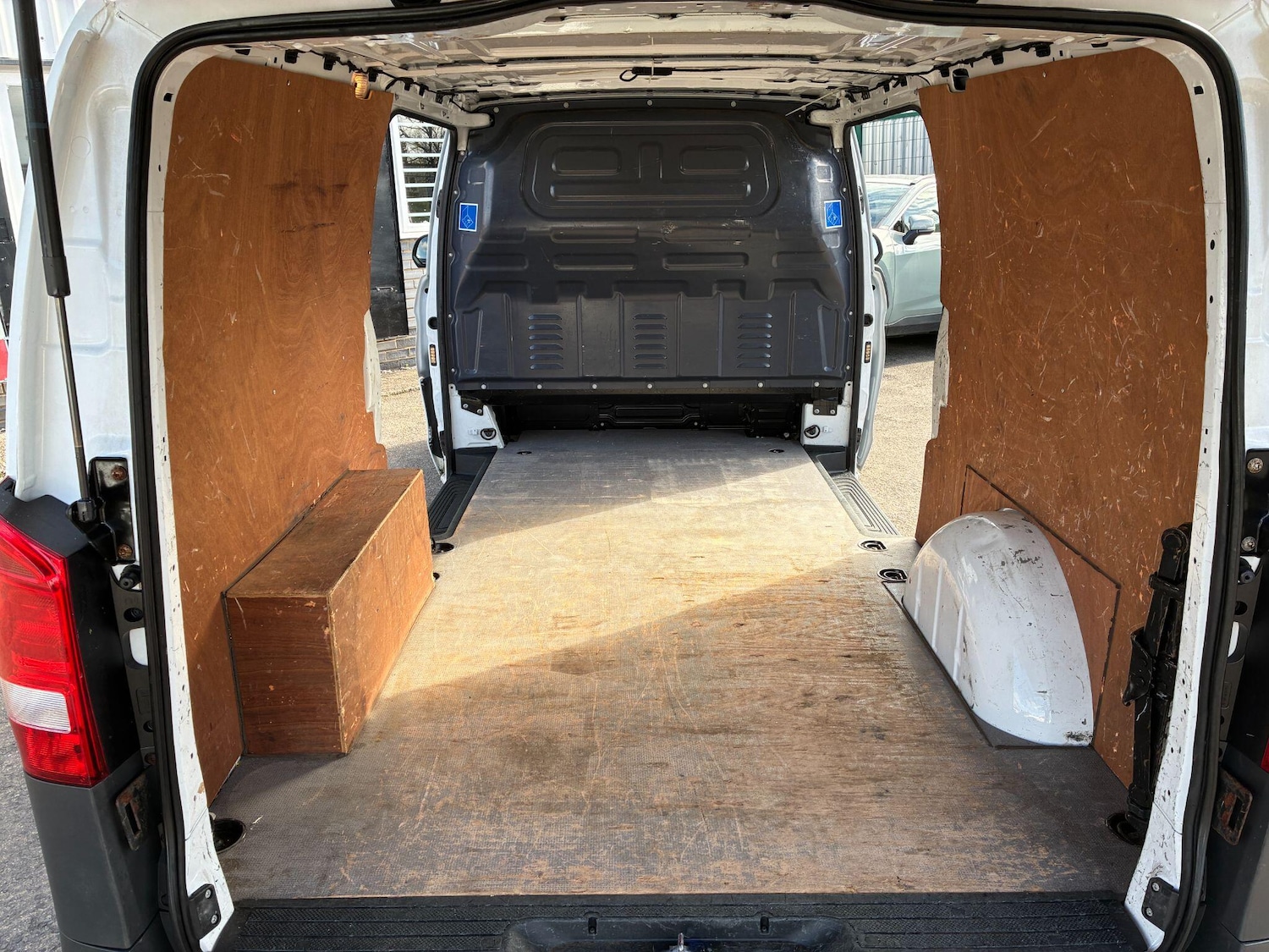 Used Mercedes-Benz Vito for sale - 77823925: Photo 12