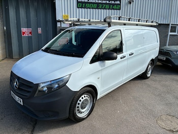 Used Mercedes-Benz Vito 2016 for sale - 77823925: Photo