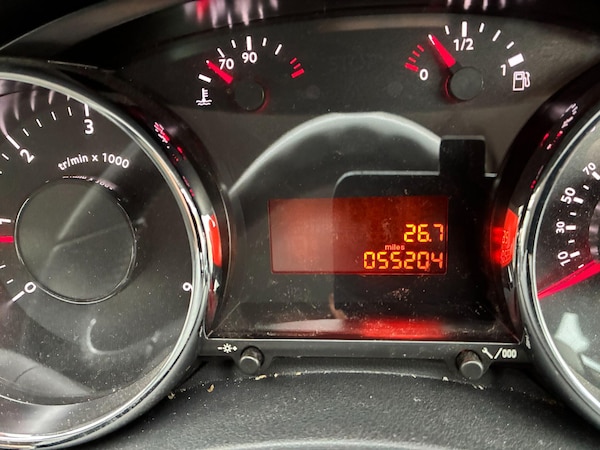 Used Peugeot 3008 2014 for sale - 76238770: Photo 9