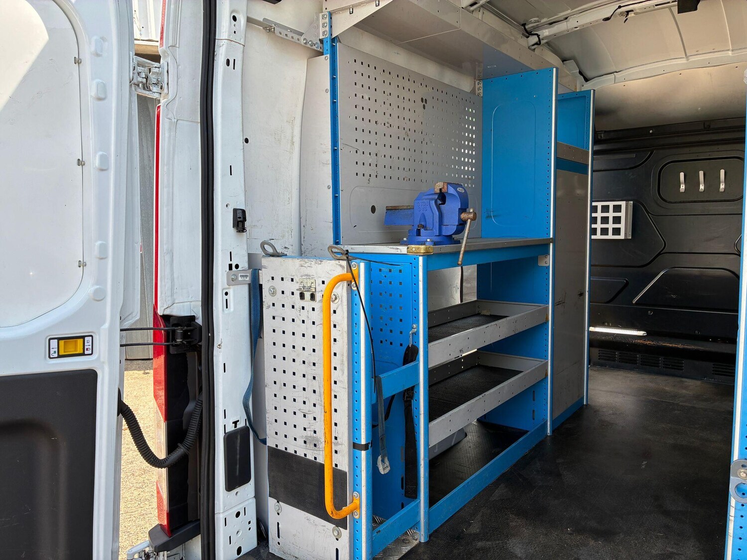 Vehicle 21