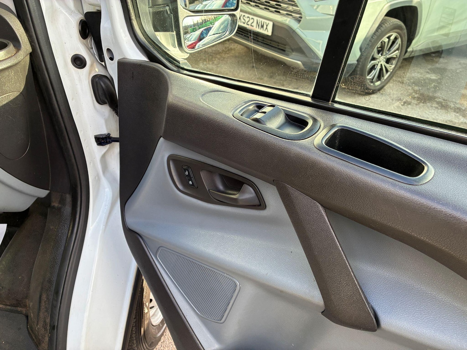 Used Mercedes-Benz C Class 2009 for sale - 76728316: Photo 13