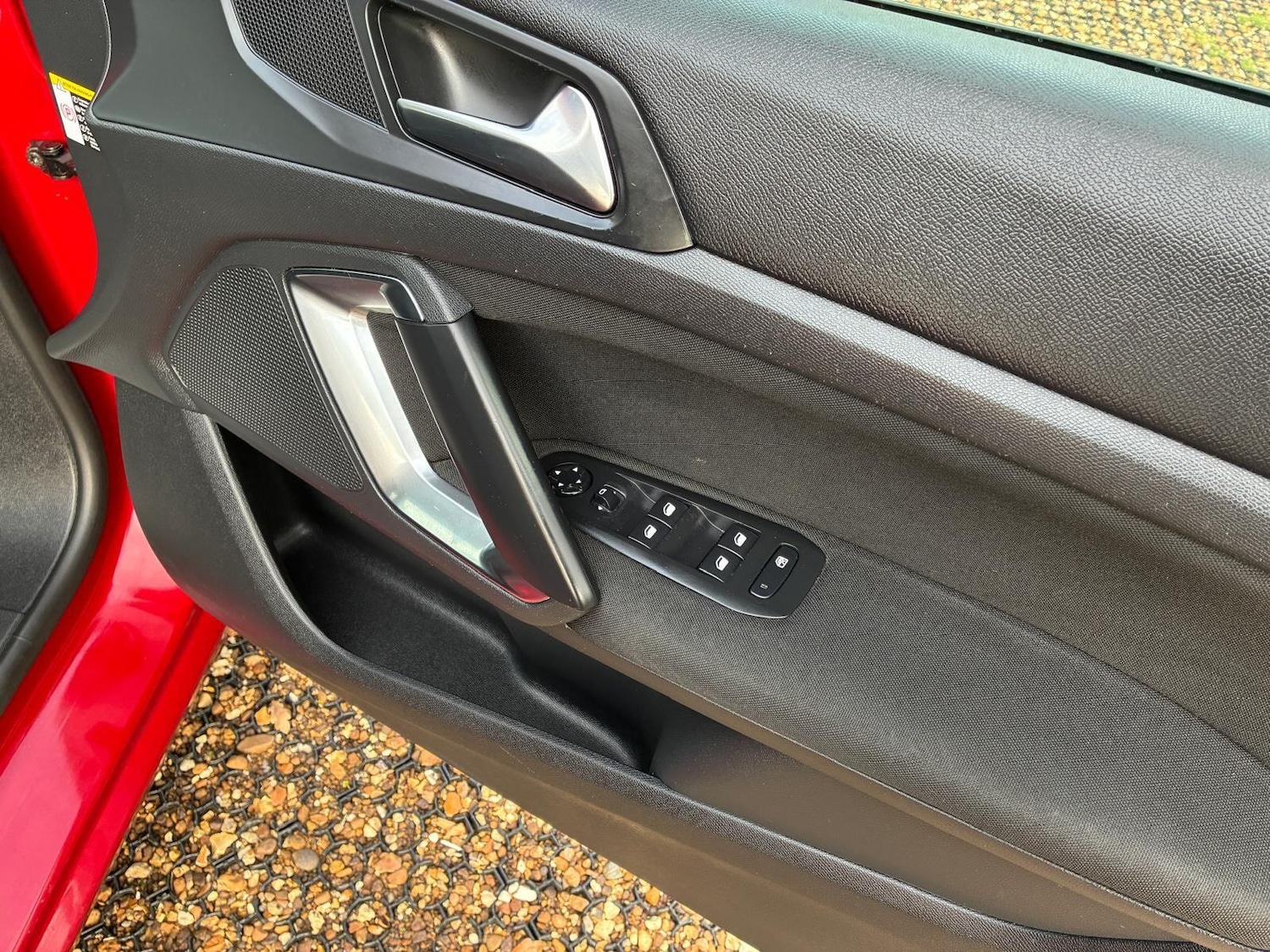 Used Peugeot 308 2015 for sale - 76138091: Photo 15
