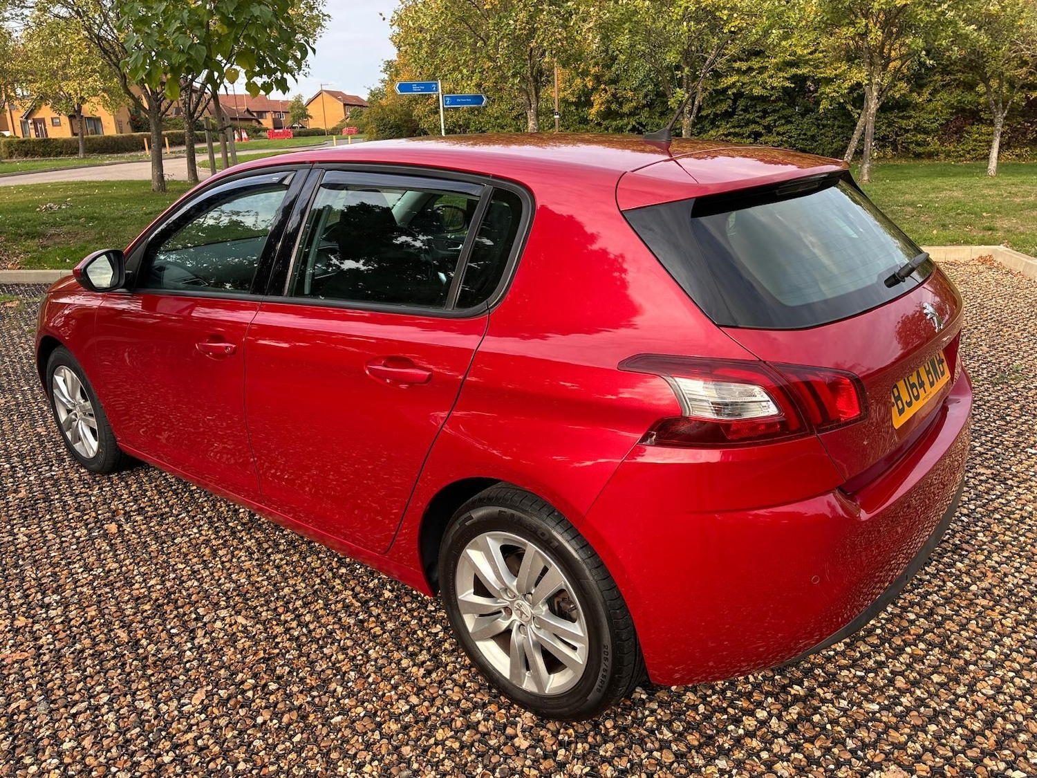 Used Peugeot 308 2015 for sale - 76138091: Photo 5