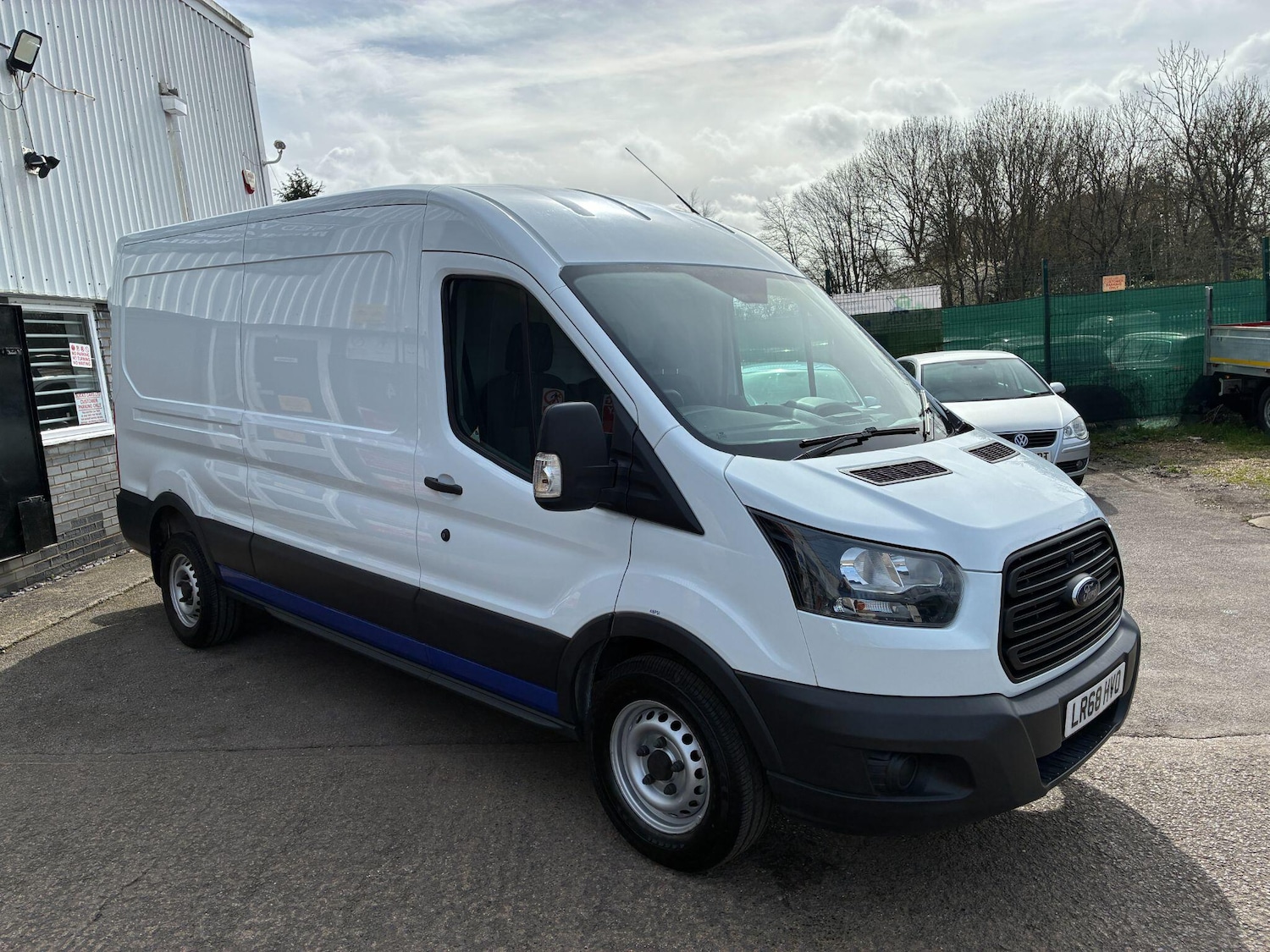 Used Ford Transit 2018 for sale - 77882537: Photo 2
