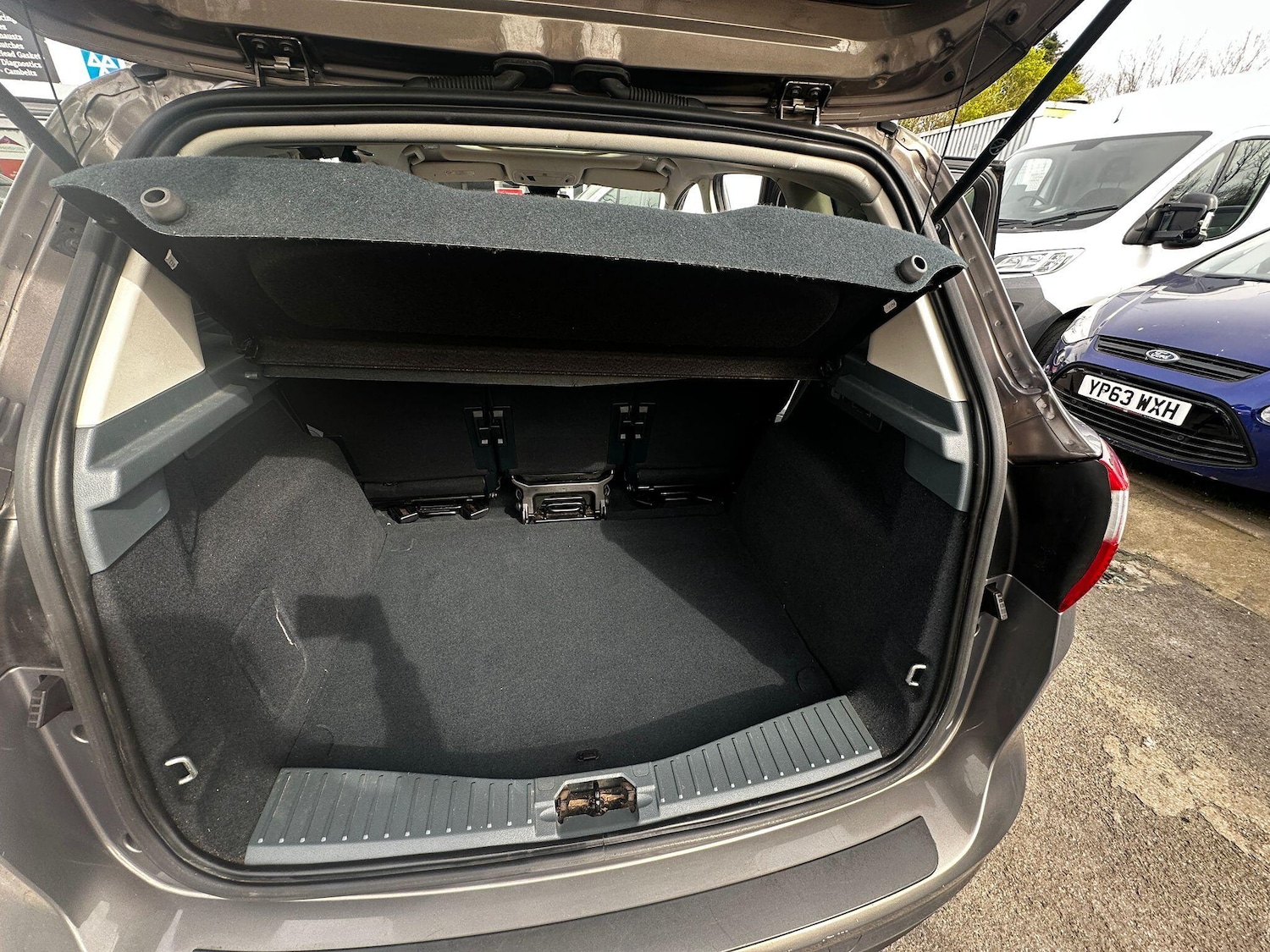 Used Ford C-Max 2013 for sale - 78203839: Photo 15