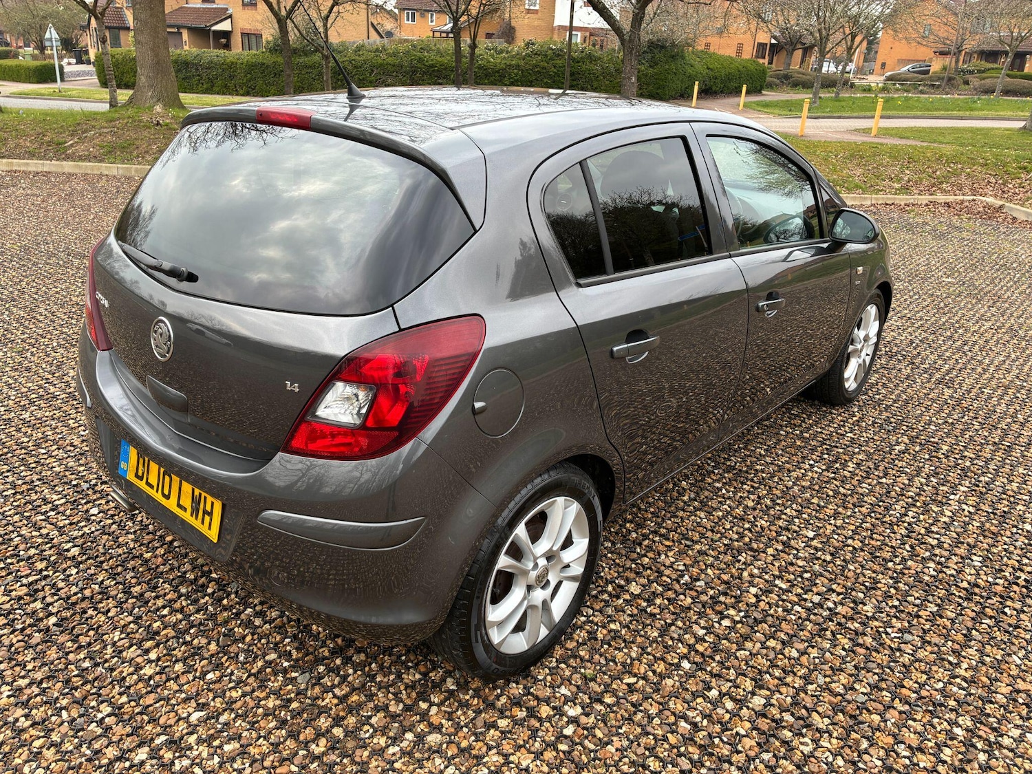 Used Vauxhall Corsa 2010 for sale - 77993547: Photo 4