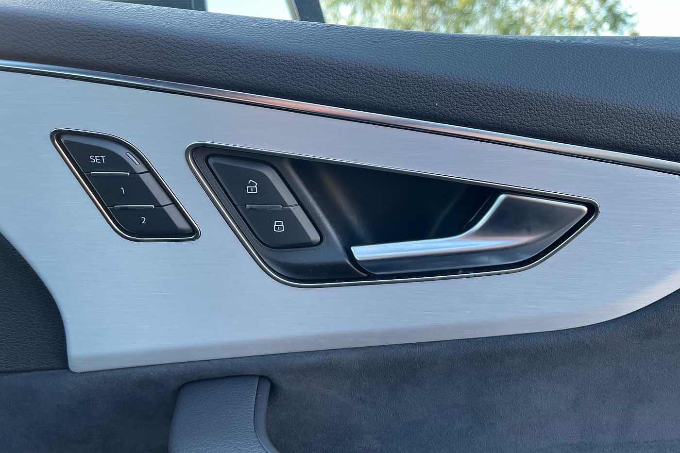 Used Audi Q7 2023 for sale - 76389676: Photo 16