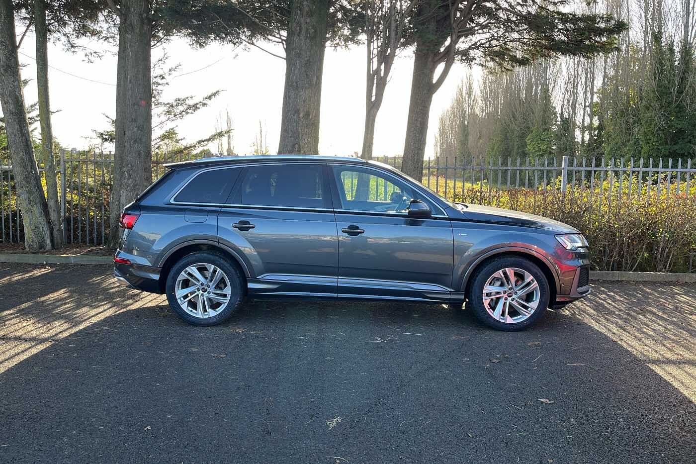 Used Audi Q7 2023 for sale - 76389676: Photo 4