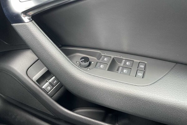 Used Audi A6 Saloon 2025 for sale - 74852761: Photo 18