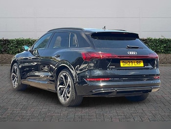 Used Audi e-tron 2023 for sale - 78959740: Photo