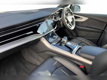 Used Audi Q7 2024 for sale - 79742835: Photo