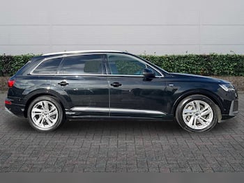 Used Audi Q7 2024 for sale - 79742835: Photo