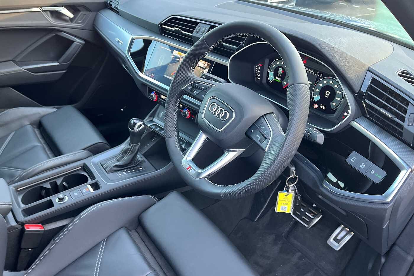 Used Audi Q3 2023 for sale - 76419902: Photo 6