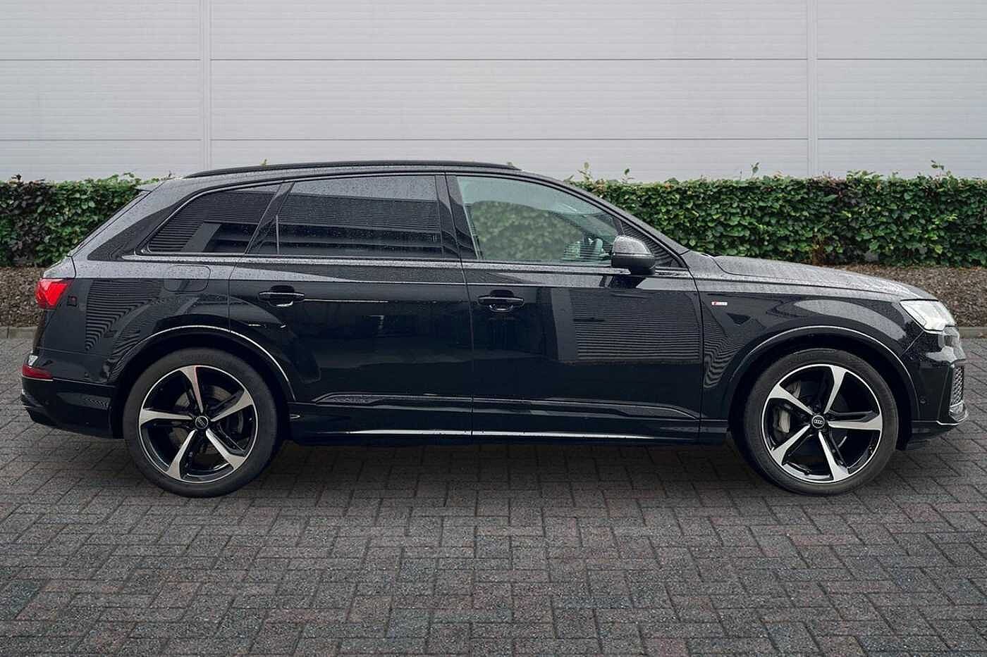 Used Audi Q7 2023 for sale - 77634430: Photo 4