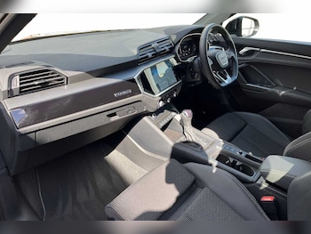 Used Audi Q3 2022 for sale - 78518260: Photo
