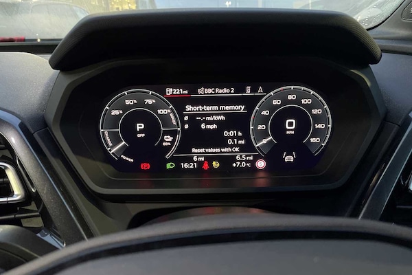 Used Audi Q4 e-tron 2023 for sale - 69598030: Photo 7