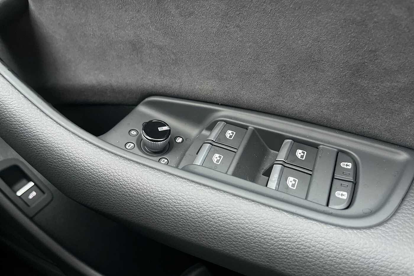 Used Audi Q8 2025 for sale - 77124606: Photo 15