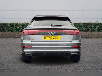 Used Audi Q8 2025 for sale - 77124606: Photo