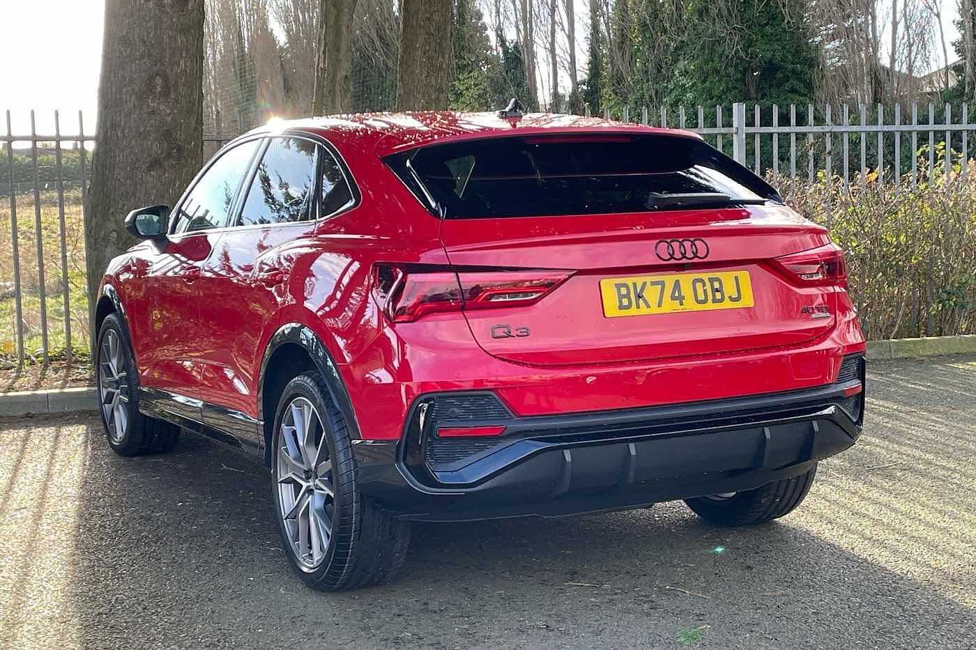 Used Audi Q3 2025 for sale - 76800635: Photo 3