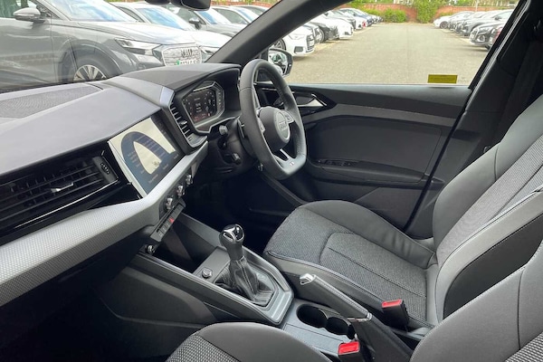 Used Audi A1 2025 for sale - 74727776: Photo 2