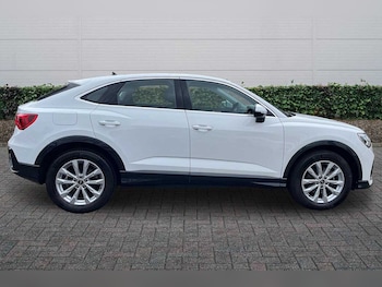 Used Audi Q3 2022 for sale - 77739476: Photo