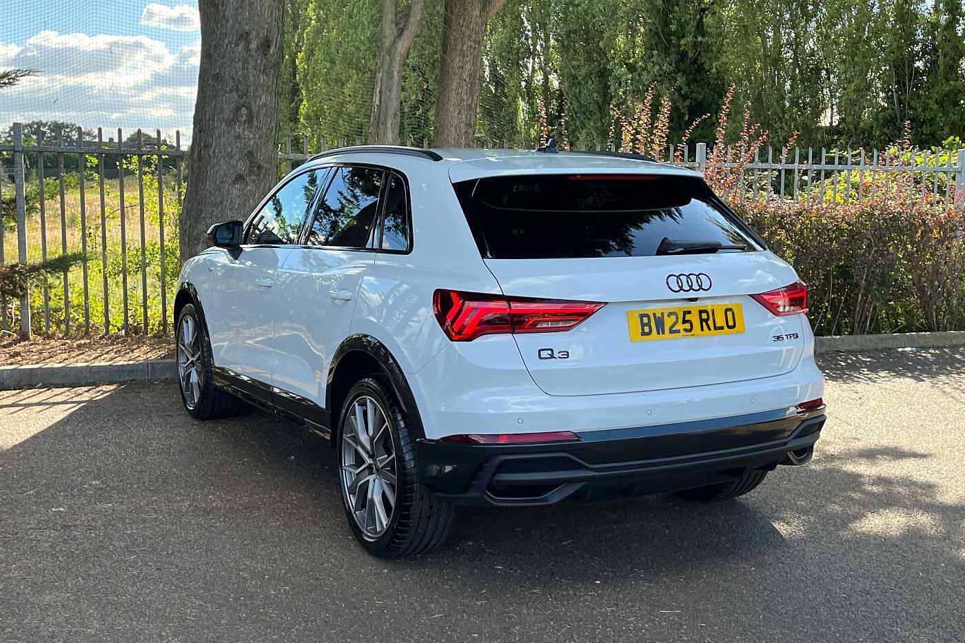 Used Audi Q3 2025 for sale - 76003192: Photo 3
