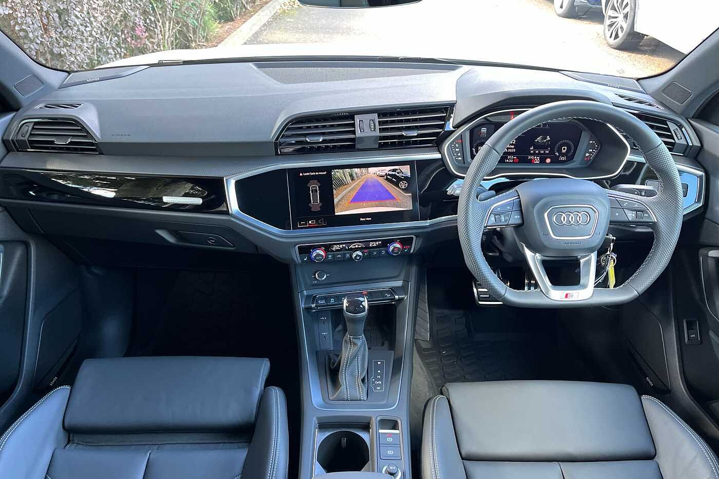 Used Audi Q3 2025 for sale - 76003192: Photo 9