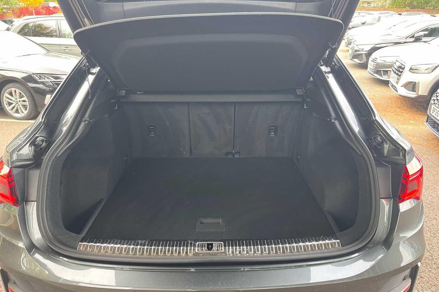 Used Audi Q3 2023 for sale - 76190667: Photo 12
