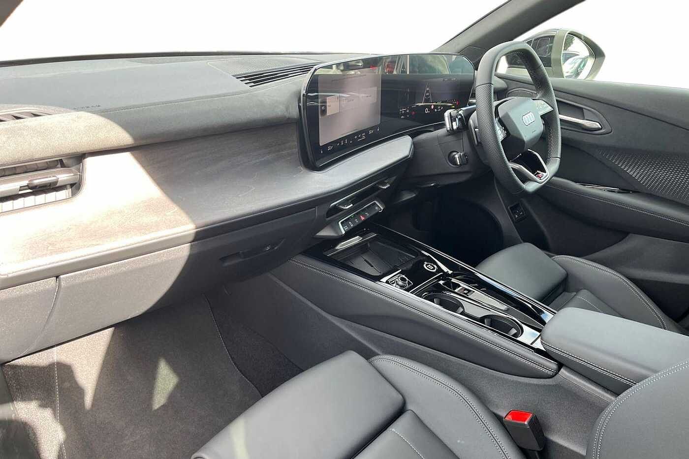 Used Audi Q3 2026 for sale - 78128825: Photo 2