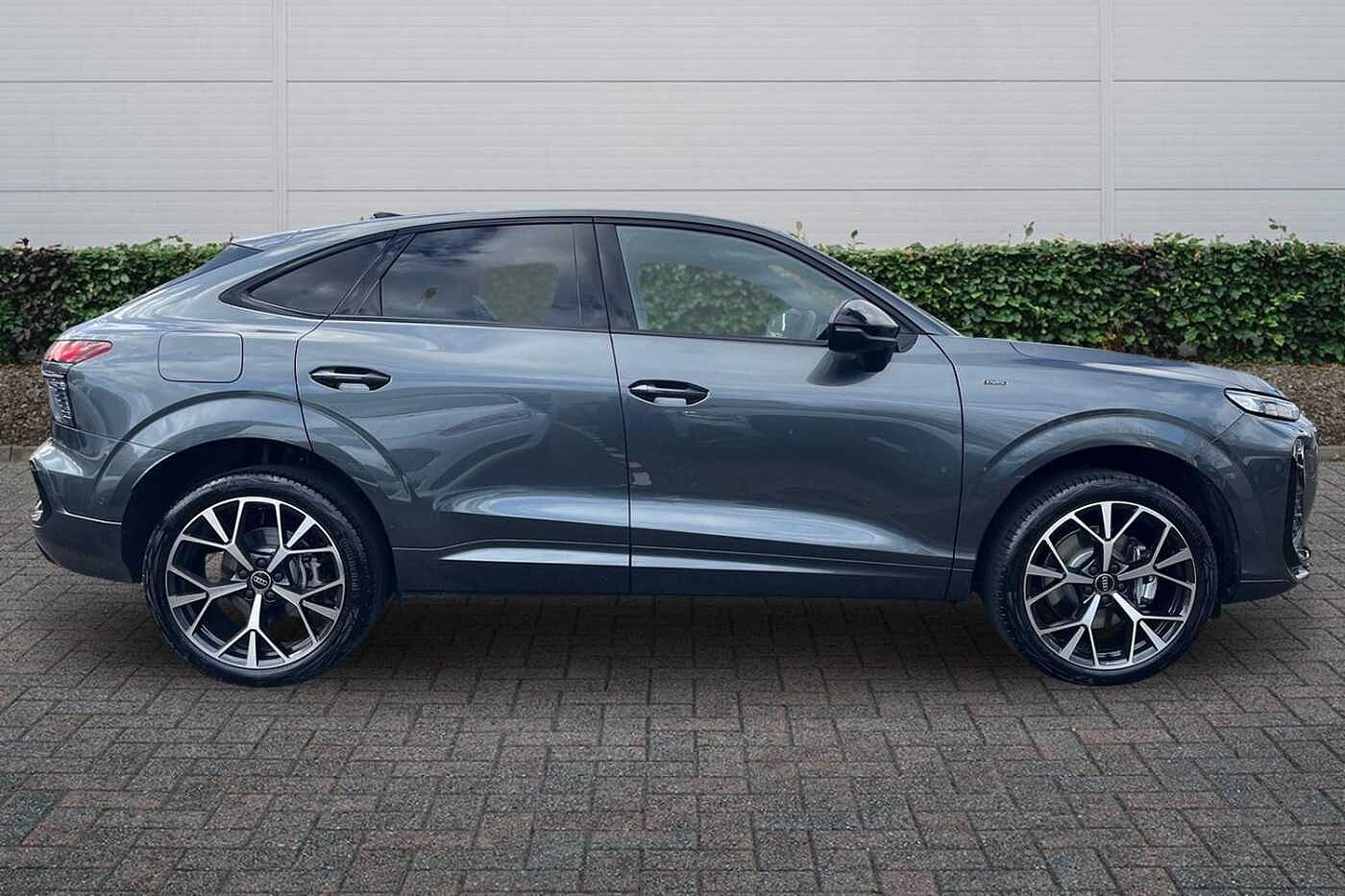 Used Audi Q3 2026 for sale - 78128825: Photo 4