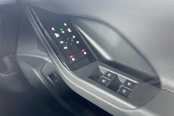 Used Audi Q6 e-tron 2025 for sale - 74295311: Photo 13