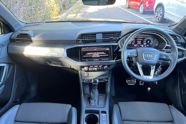 Used Audi Q3 2023 for sale - 76003139: Photo 9