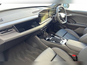 Used Audi Q6 e-tron 2025 for sale - 76888302: Photo