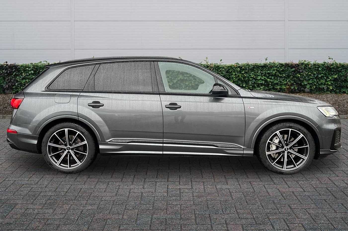 Used Audi Q7 2020 for sale - 77013486: Photo 4