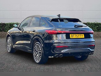 Used Audi Q5 2025 for sale - 77013500: Photo