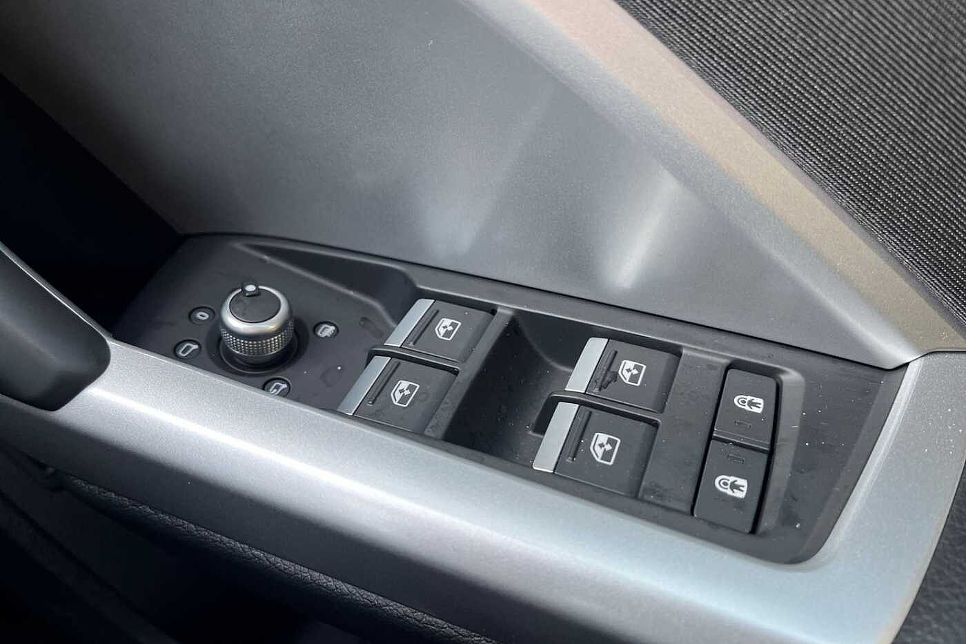 Used Audi Q3 2025 for sale - 76800562: Photo 15