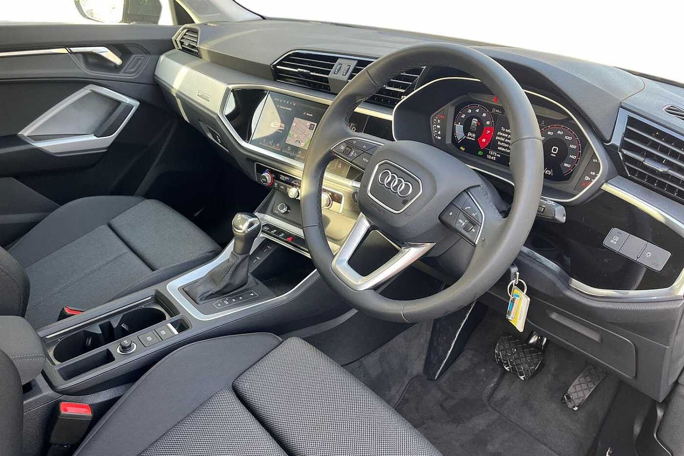 Used Audi Q3 2025 for sale - 76800562: Photo 6