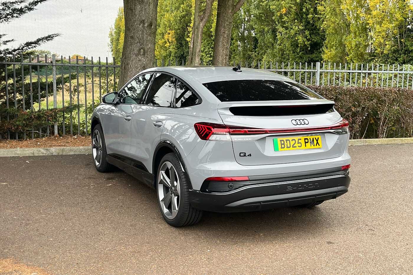 Used Audi Q4 e-tron 2025 for sale - 76190706: Photo 3