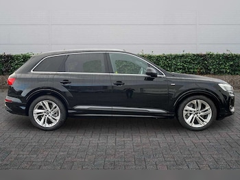 Used Audi Q7 2025 for sale - 77124426: Photo