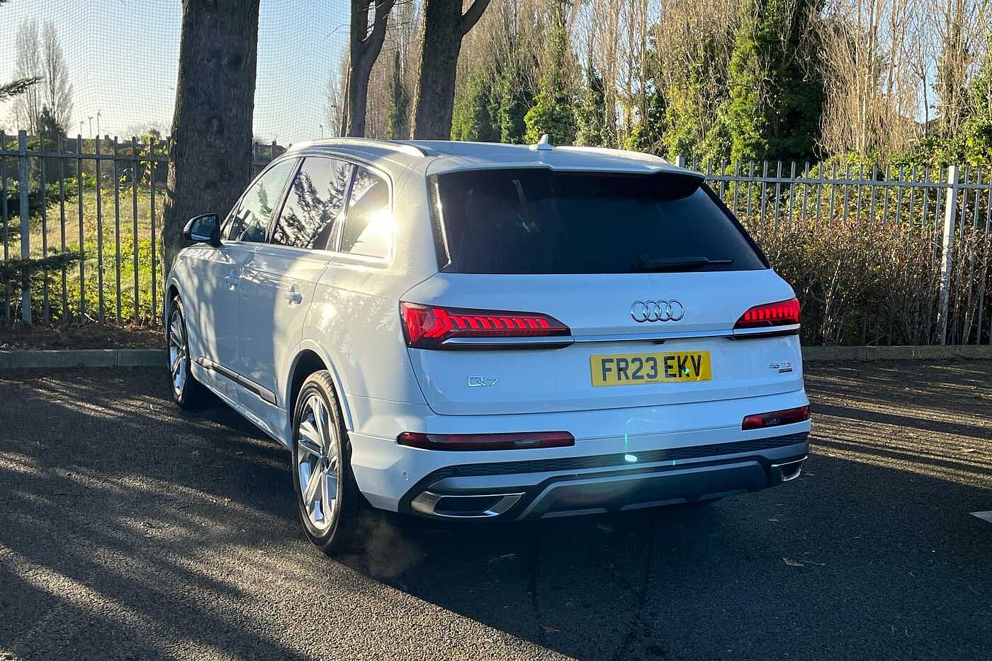 Used Audi Q7 2023 for sale - 76271567: Photo 3