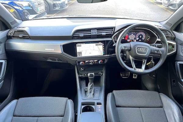 Used Audi Q3 2021 for sale - 76190695: Photo 9